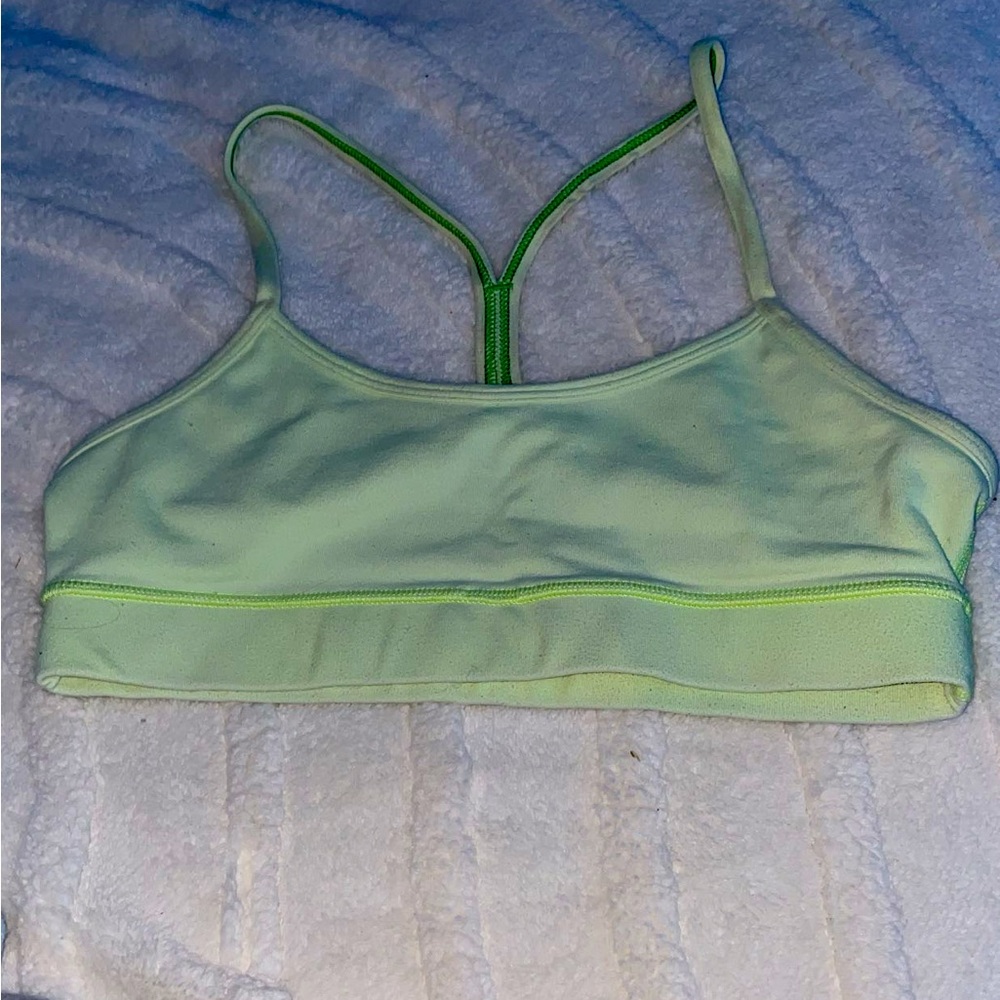 Lululemon sports bra